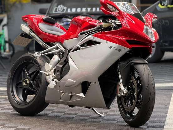 MV AGUSTA-F4 RR MV AGUSTA-F4 RR-2013