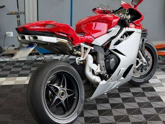 MV AGUSTA-F4 RR MV AGUSTA-F4 RR-2013