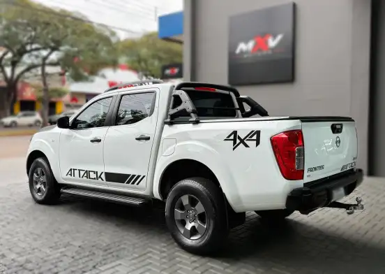 NISSAN-FRONTIER-2018