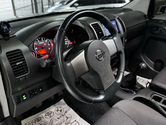 NISSAN-FRONTIER-2015