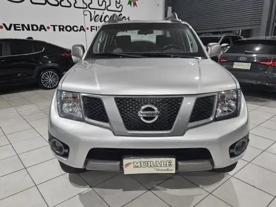 NISSAN-FRONTIER-2015
