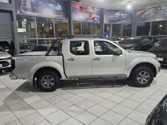 NISSAN-FRONTIER-2.5 SV ATTACK 4X4 CD TURBO ELETRONIC DIESEL 4P MANUAL NISSAN-FRONTIER-2015