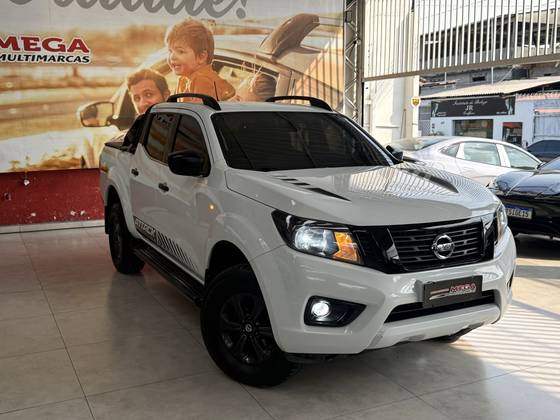 NISSAN FRONTIER 2.3 16V TURBO DIESEL ATTACK CD 4X4 AUTOMÁTICO