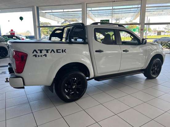 NISSAN-FRONTIER-2022