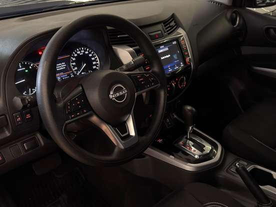 NISSAN-FRONTIER-2024