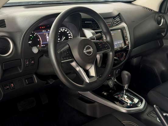 NISSAN-FRONTIER-2023