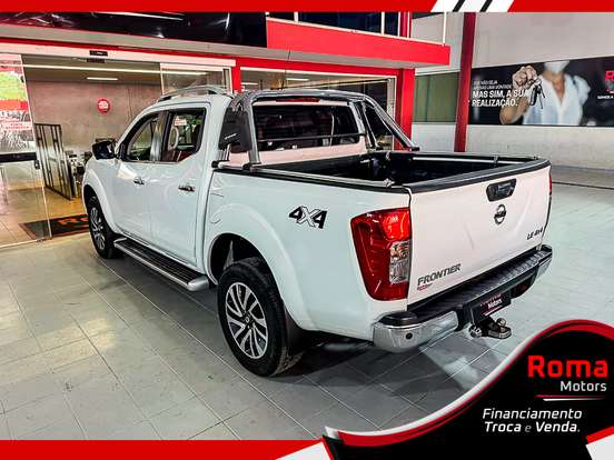 NISSAN-FRONTIER-2020