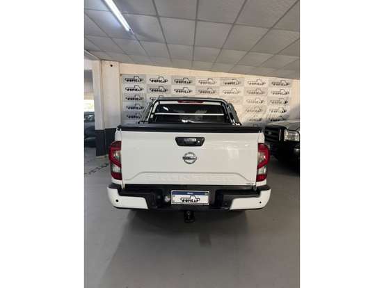 NISSAN-FRONTIER-2022