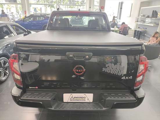NISSAN-FRONTIER-2023