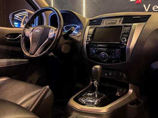 NISSAN-FRONTIER-2021