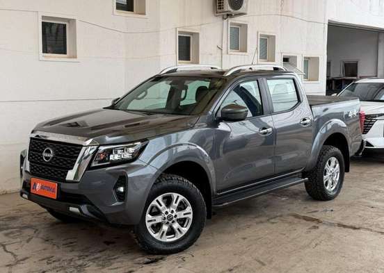 NISSAN-FRONTIER-2024