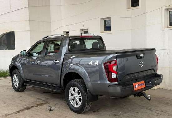NISSAN-FRONTIER-2024