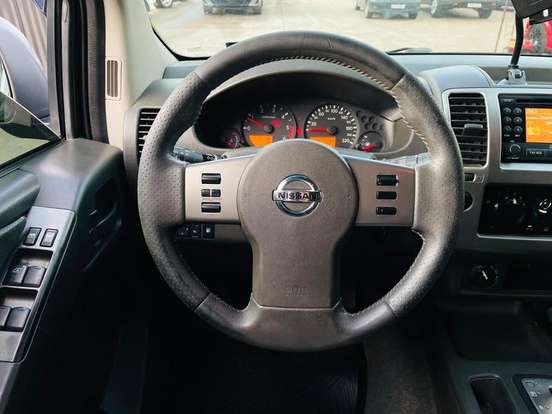 NISSAN-FRONTIER-2.5 LE 4X4 CD TURBO ELETRONIC DIESEL 4P AUTOMÁTICO NISSAN-FRONTIER-2012