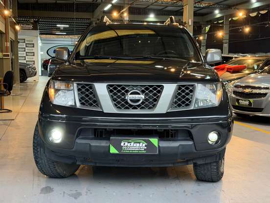 NISSAN-FRONTIER-2012