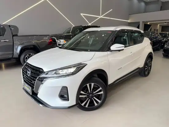 NISSAN-KICKS-2023