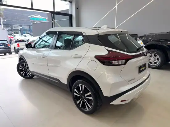 NISSAN-KICKS-1.6 16V FLEXSTART EXCLUSIVE XTRONIC NISSAN-KICKS-2023