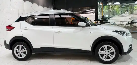 NISSAN-KICKS-2018