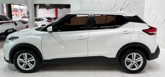NISSAN-KICKS-2018