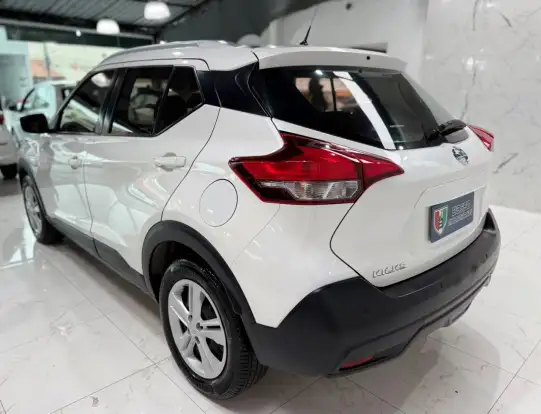 NISSAN-KICKS-2018