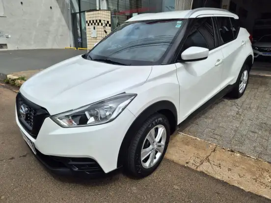 NISSAN-KICKS-2020