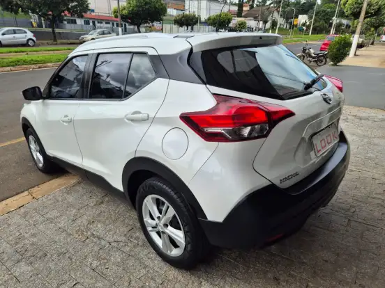 NISSAN-KICKS-1.6 16V FLEXSTART S DIRECT 4P XTRONIC NISSAN-KICKS-2020