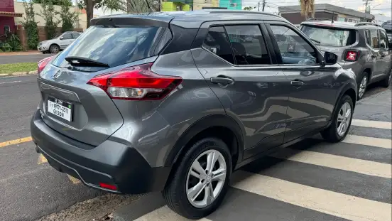 NISSAN-KICKS-2019