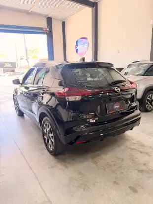 NISSAN-KICKS-2022