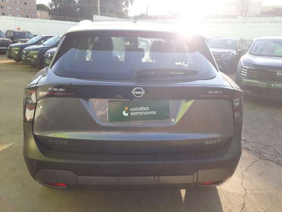 NISSAN-KICKS-2025
