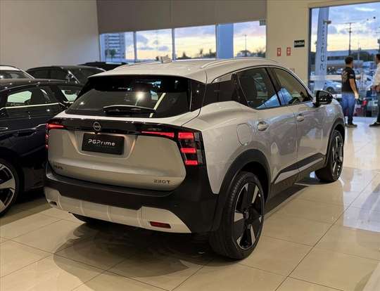 NISSAN-KICKS-2025