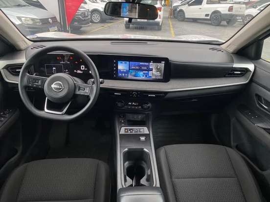 NISSAN-KICKS-2025