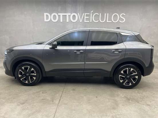 NISSAN-KICKS-2025