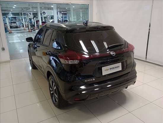 NISSAN-KICKS-2024