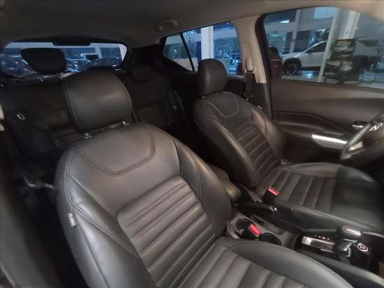 NISSAN-KICKS-2024