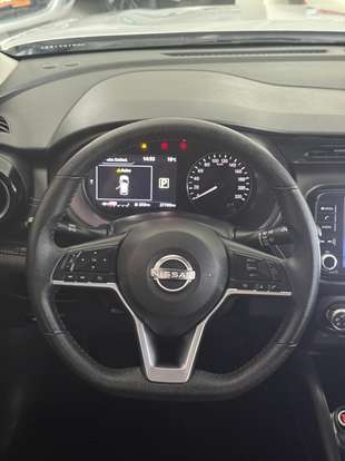 NISSAN-KICKS-2023