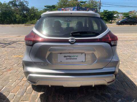 NISSAN-KICKS-2023
