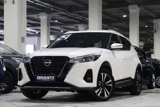NISSAN-KICKS-2023