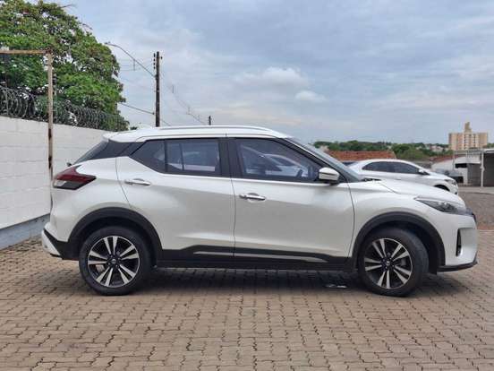 NISSAN-KICKS-2021
