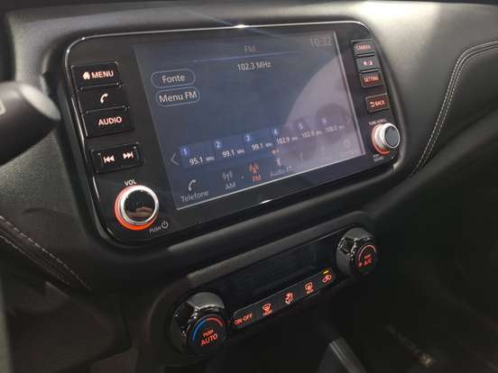 NISSAN-KICKS-2023