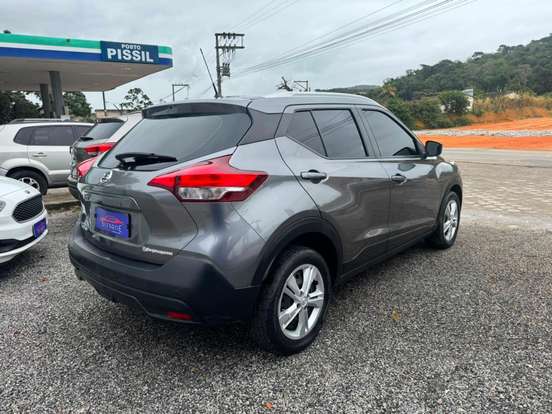 NISSAN-KICKS-2019