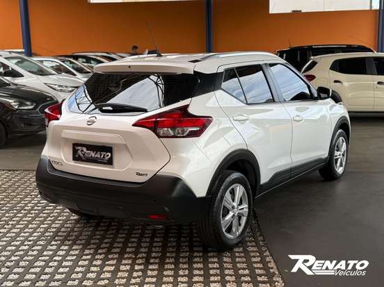 NISSAN-KICKS-2020