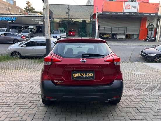 NISSAN-KICKS-2018