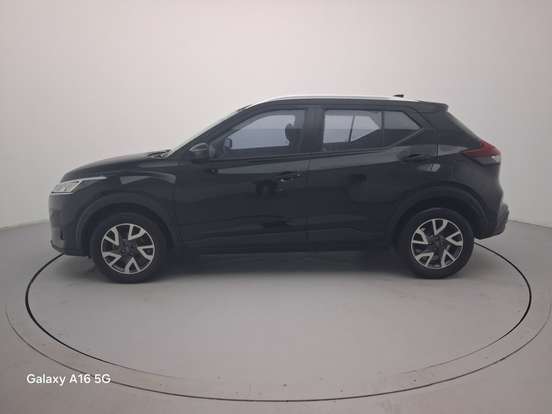 NISSAN-KICKS-2023