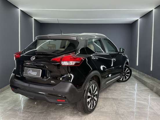 NISSAN-KICKS-2018
