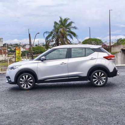 NISSAN-KICKS-2018