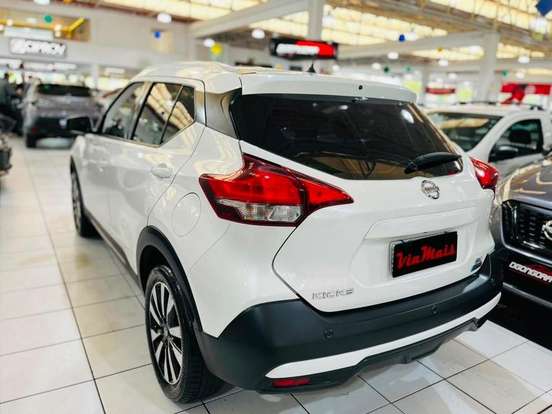 NISSAN-KICKS-2017