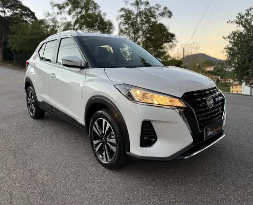 NISSAN-KICKS PLAY-2025