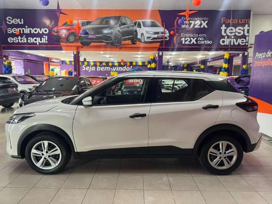 NISSAN-KICKS PLAY-2025