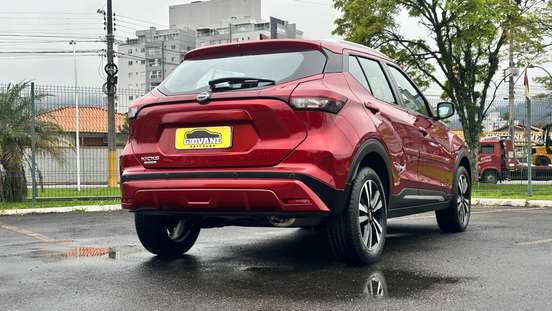 NISSAN-KICKS PLAY-2025