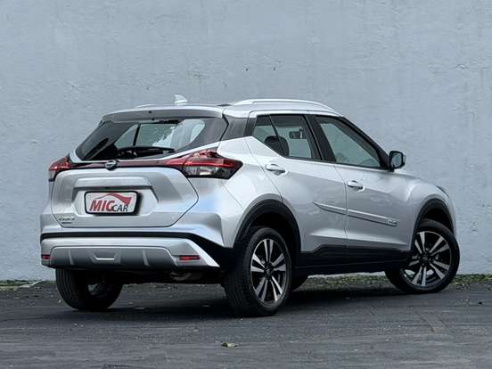 NISSAN-KICKS PLAY-2025