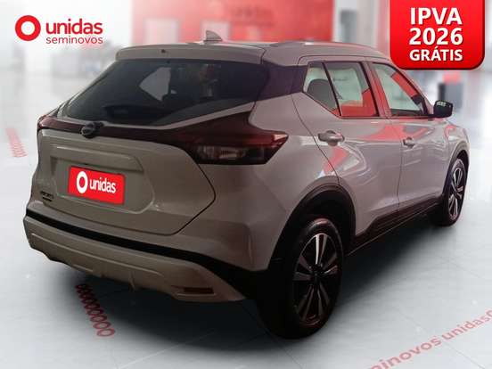 NISSAN-KICKS PLAY-2025